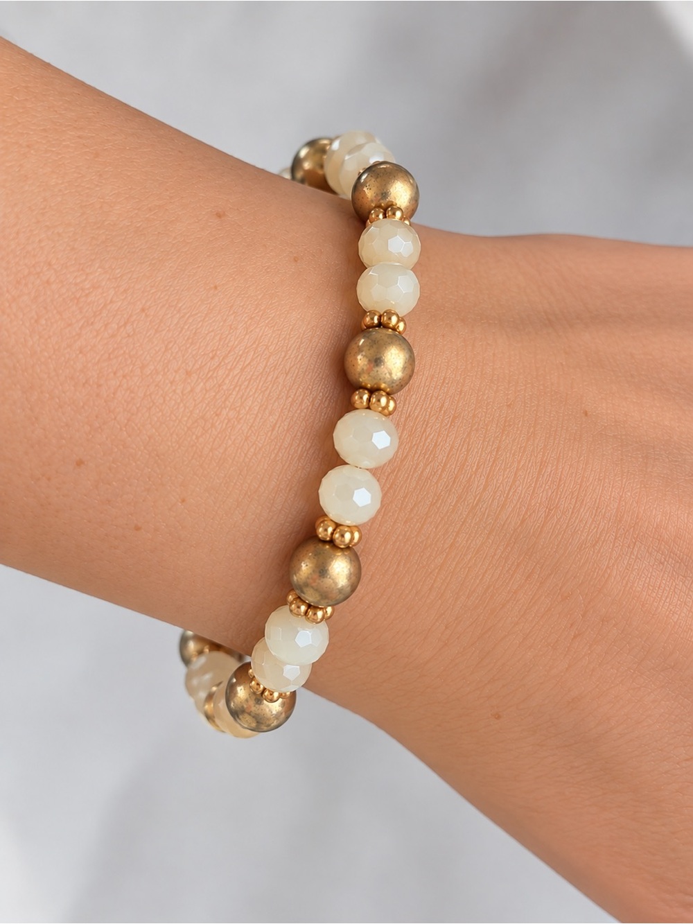 Vintage Faceted Cream Bead Stretch Bracelet Gold Tone